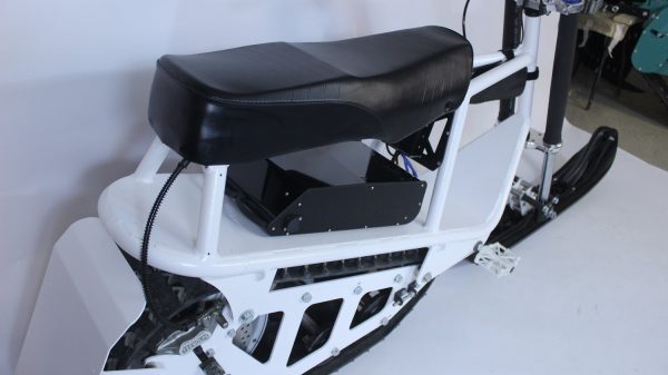 Electric snowmobile_6