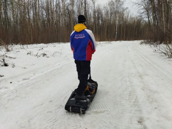 Electric moto snowboard_Electric snowboard_electric powerboard_electric snowmobile_electric snowscooter_electric snowbike_1